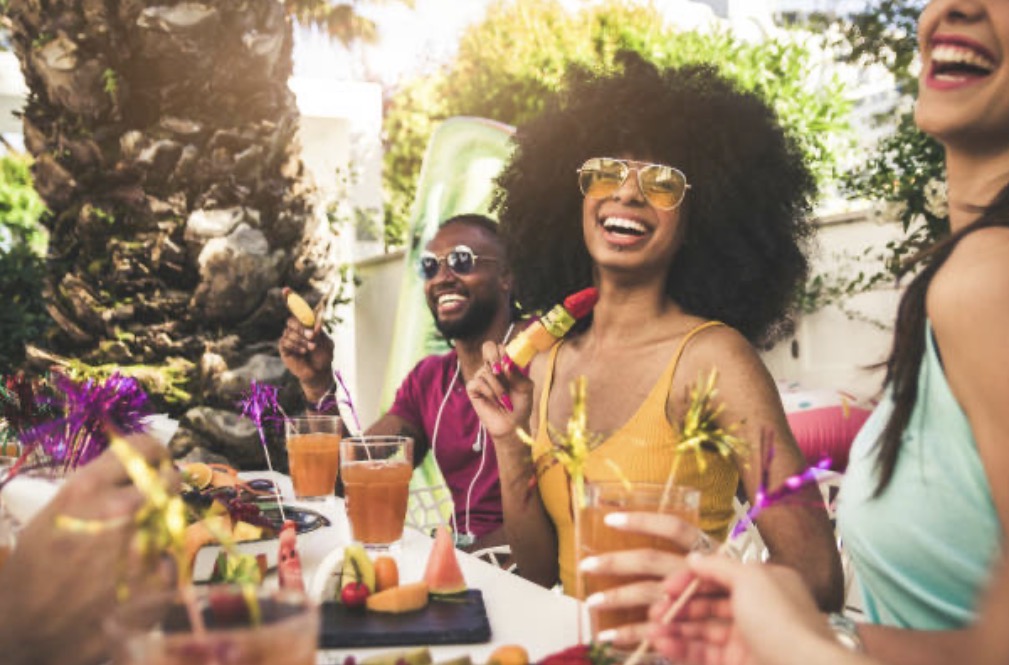 Upscale brunch and day party